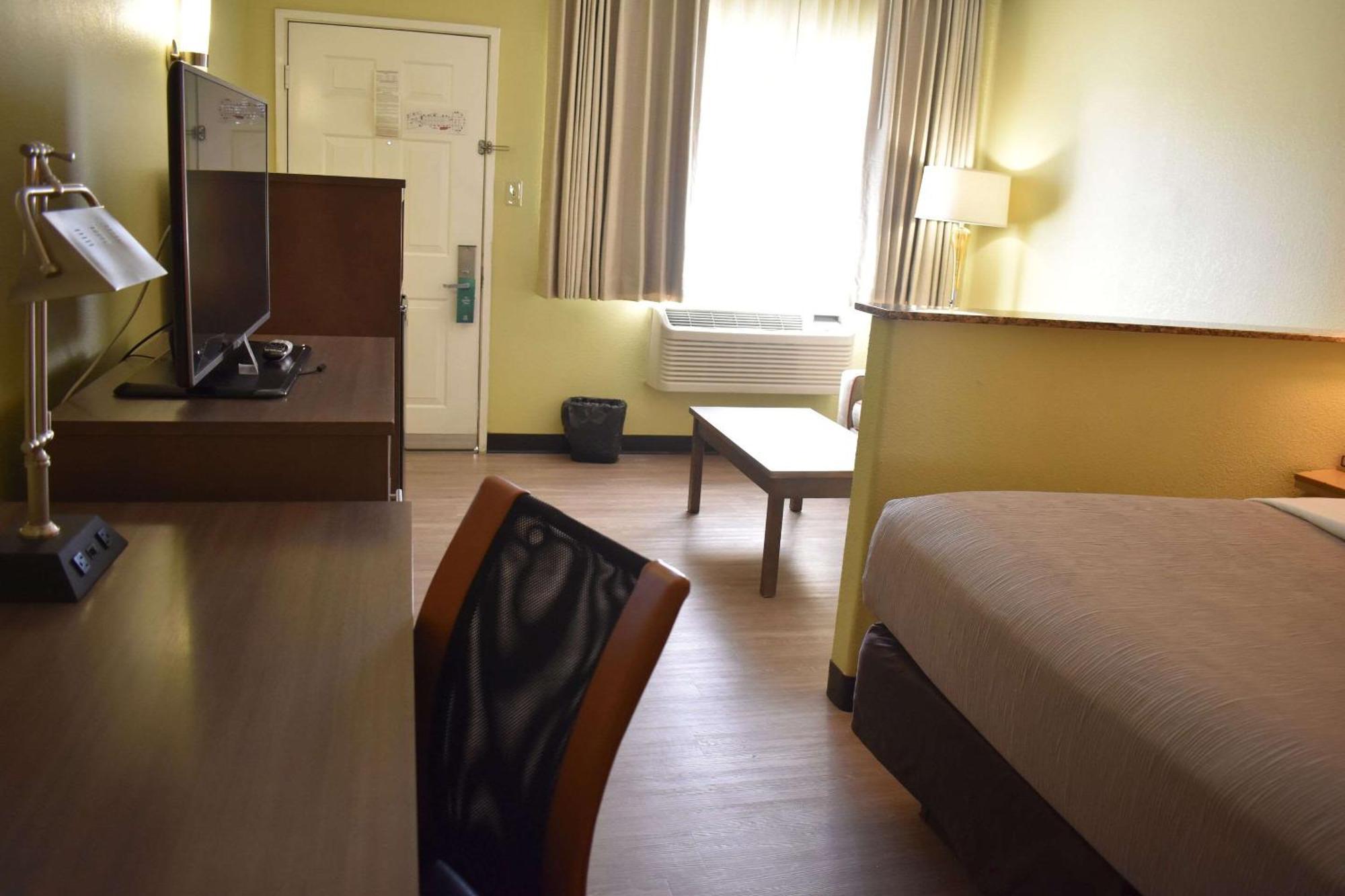 Quality Inn & Suites Gallup I-40 Exit 20 Dış mekan fotoğraf
