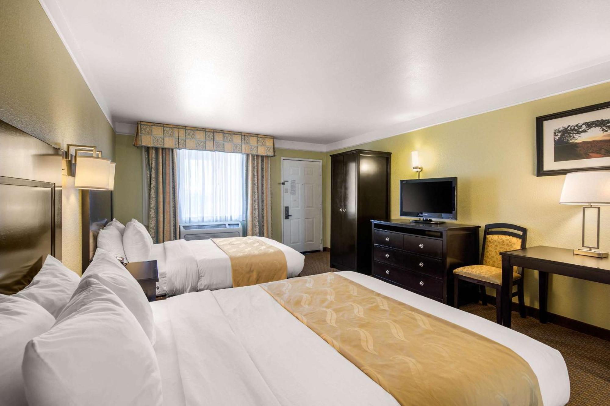 Quality Inn & Suites Gallup I-40 Exit 20 Dış mekan fotoğraf